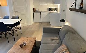 Tæt på Varde Torv, TOTAL NYRENOVERET